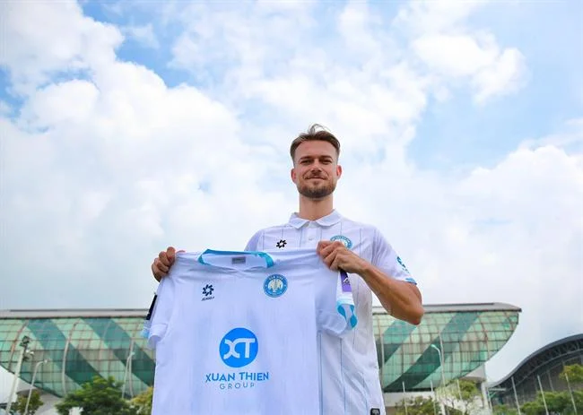 Hình ảnh các chương trình khuyến mãi jn88 hấp dẫn, bao gồm tiền thưởng chào mừng và hoàn trả